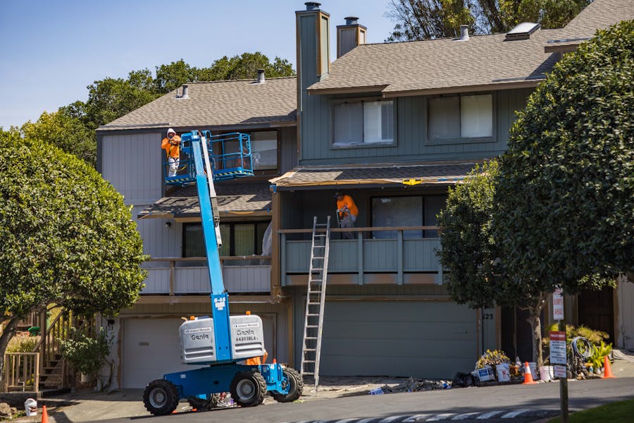 How to Save Money on Home Improvement with a Hickory Roofing Contractor