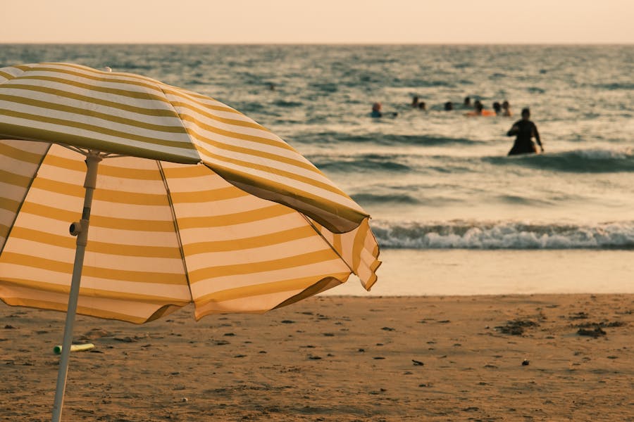 Smart Features That Define a Durable Travel Umbrella