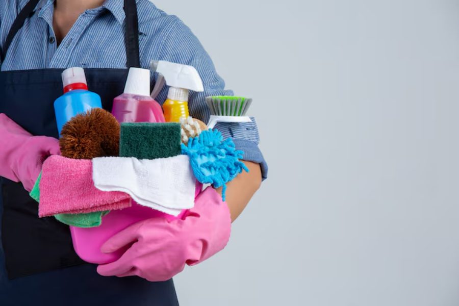 Benefits of Hiring House Cleaners in Kansas City for Busy Families